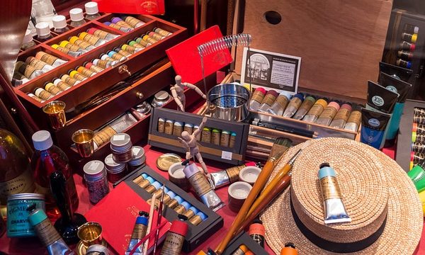 Artificial Intelligence Transforms the Art World: A Creative Revolution